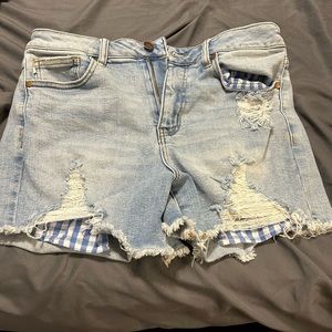 Kenny Cheney perfect concert shorts!!!